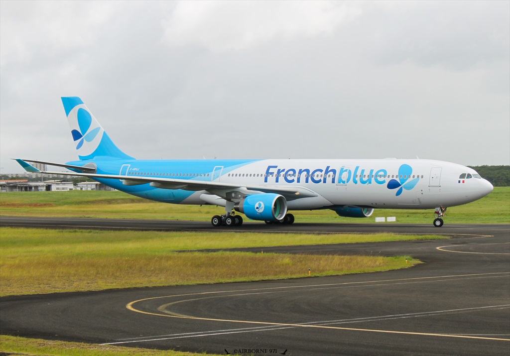 A330-300 French Blue F-HPUJ