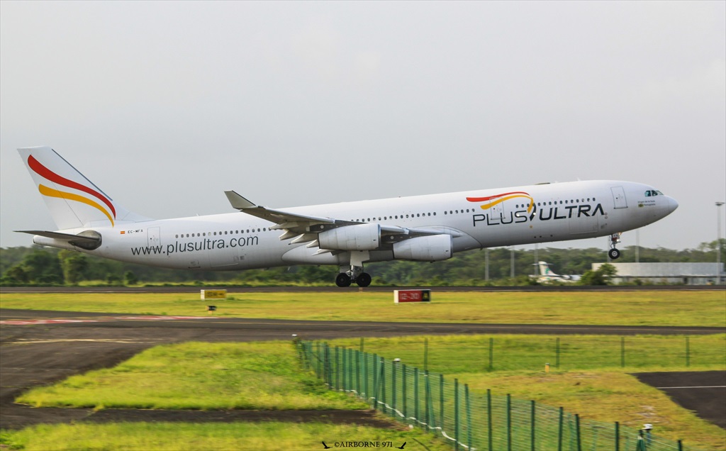 A340-300 Plus Ultra EC-MFA