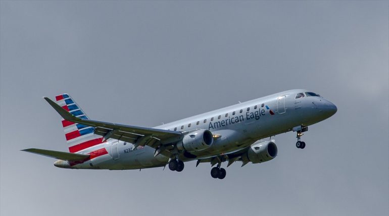 ERJ-175LR American Eagle N232NN