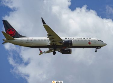 B737 Max-8 Air Canada C-FSIL
