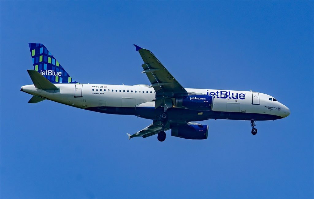 A320-200 JetBlue N562JB