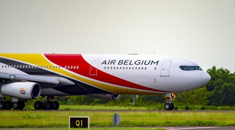 A340-300 Air Belgium OO-ABA