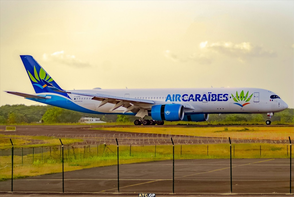 A350-900 Air Caraibes F-HTRE