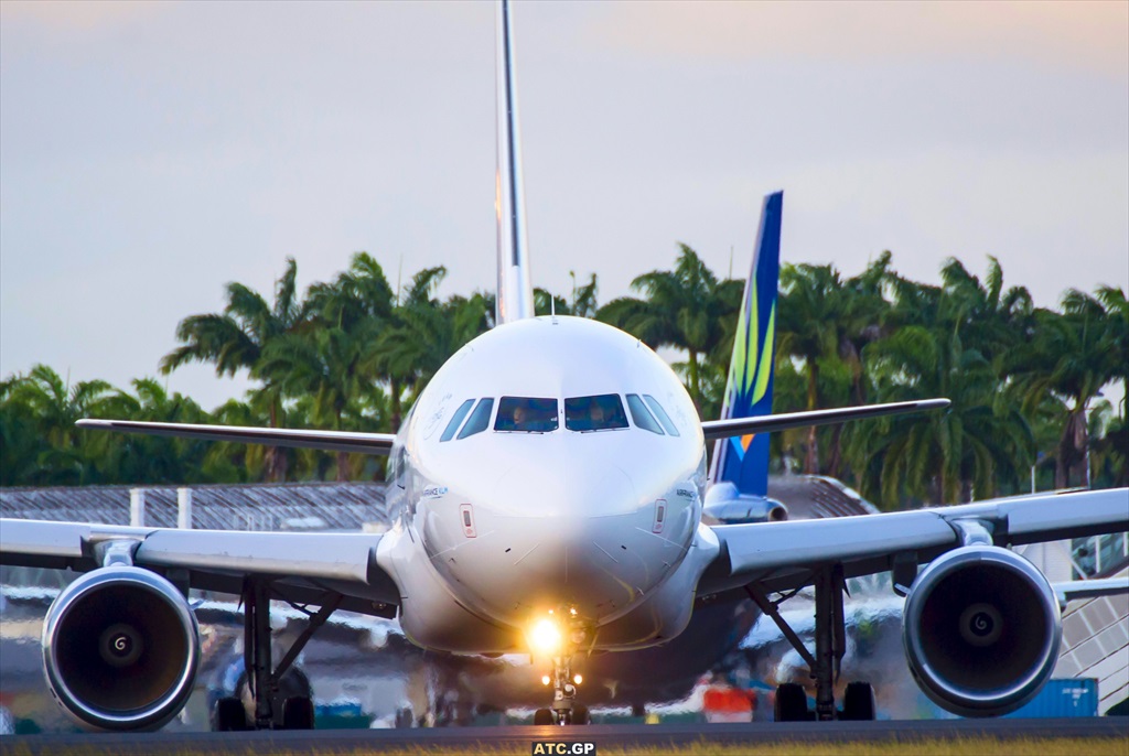 A320-200 Air France F-GKXQ