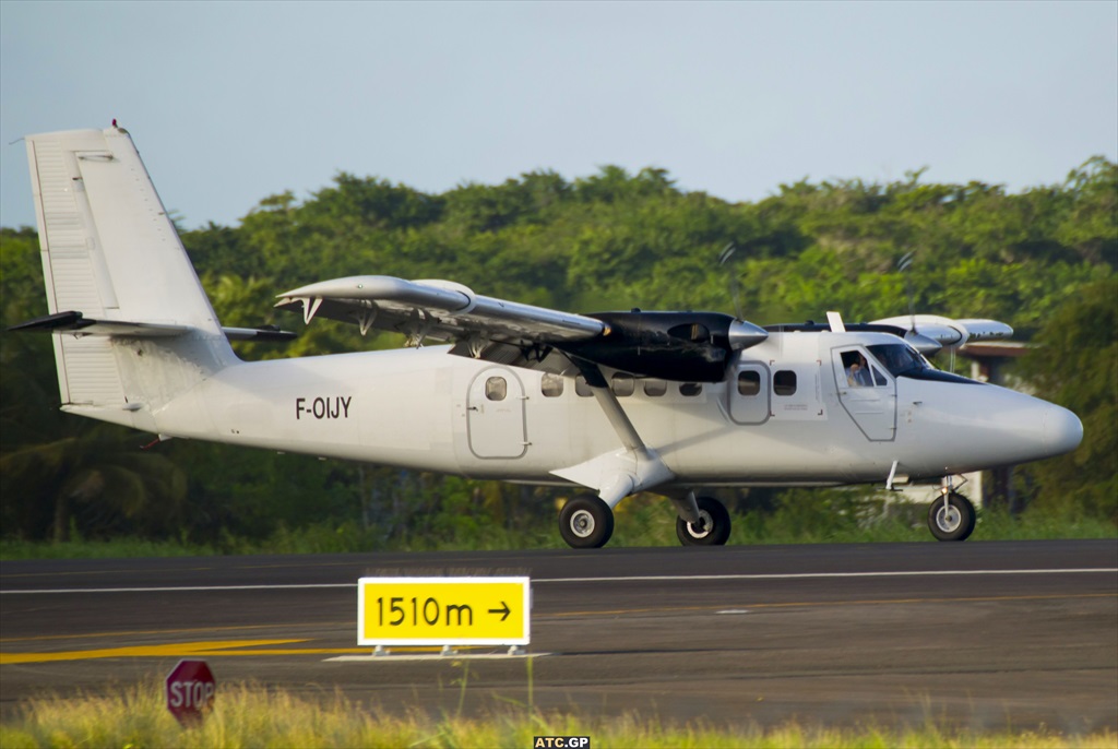 DHC-6-300 Air Antilles F-OIJY