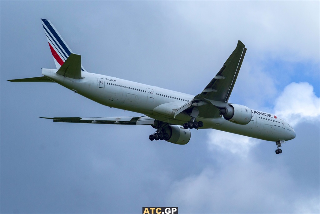 B777-300ER Air France F-GSQN